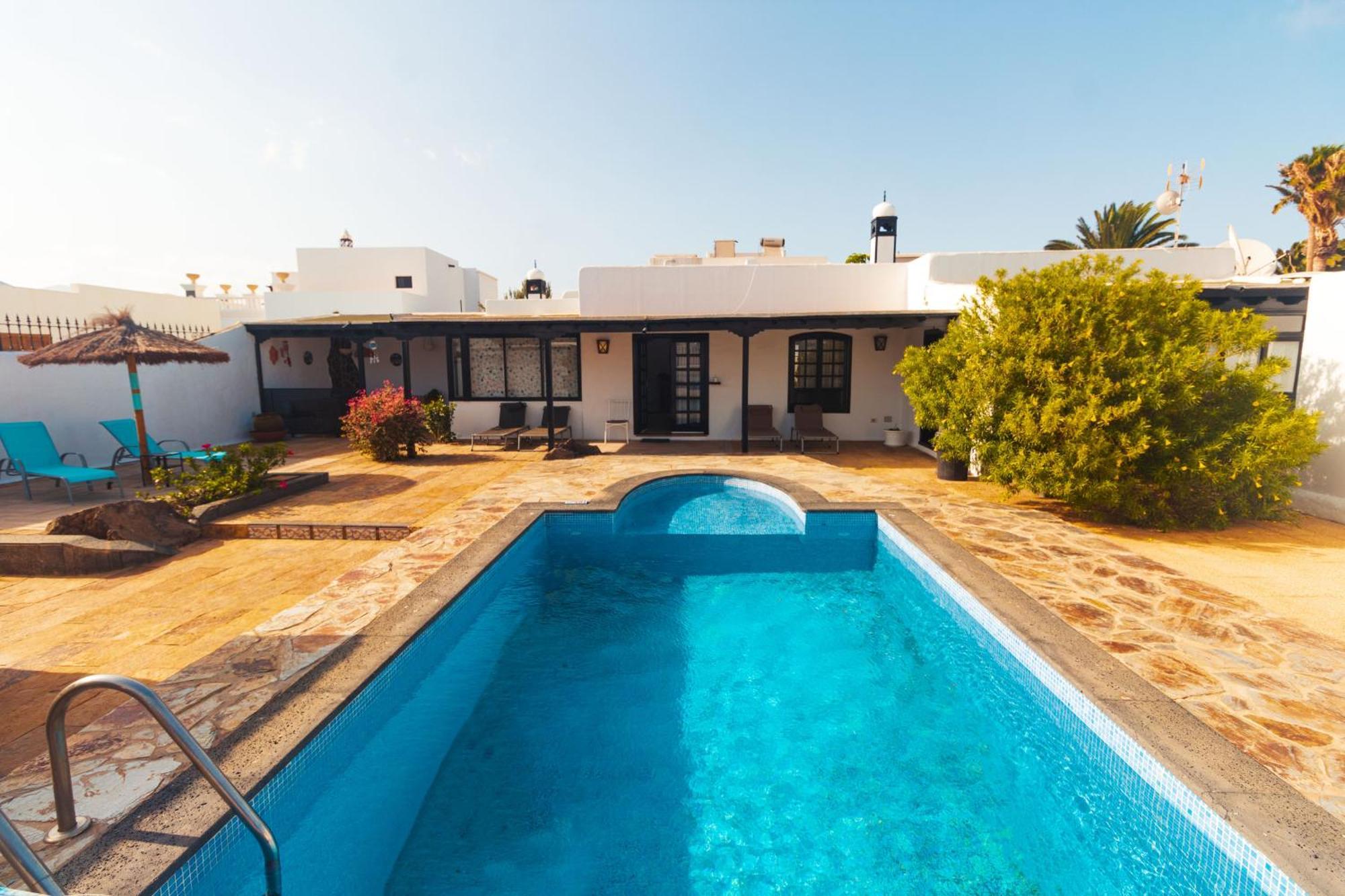 Luxury Villa Alfred Puerto del Carmen  Esterno foto